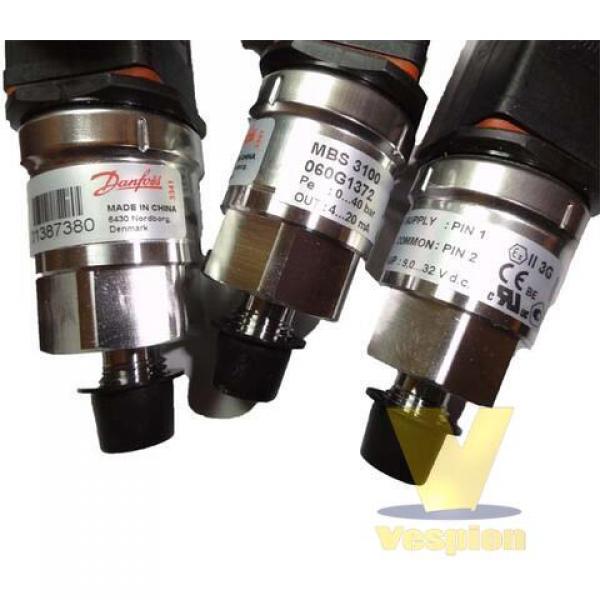 Pressure transmitters 060G1372